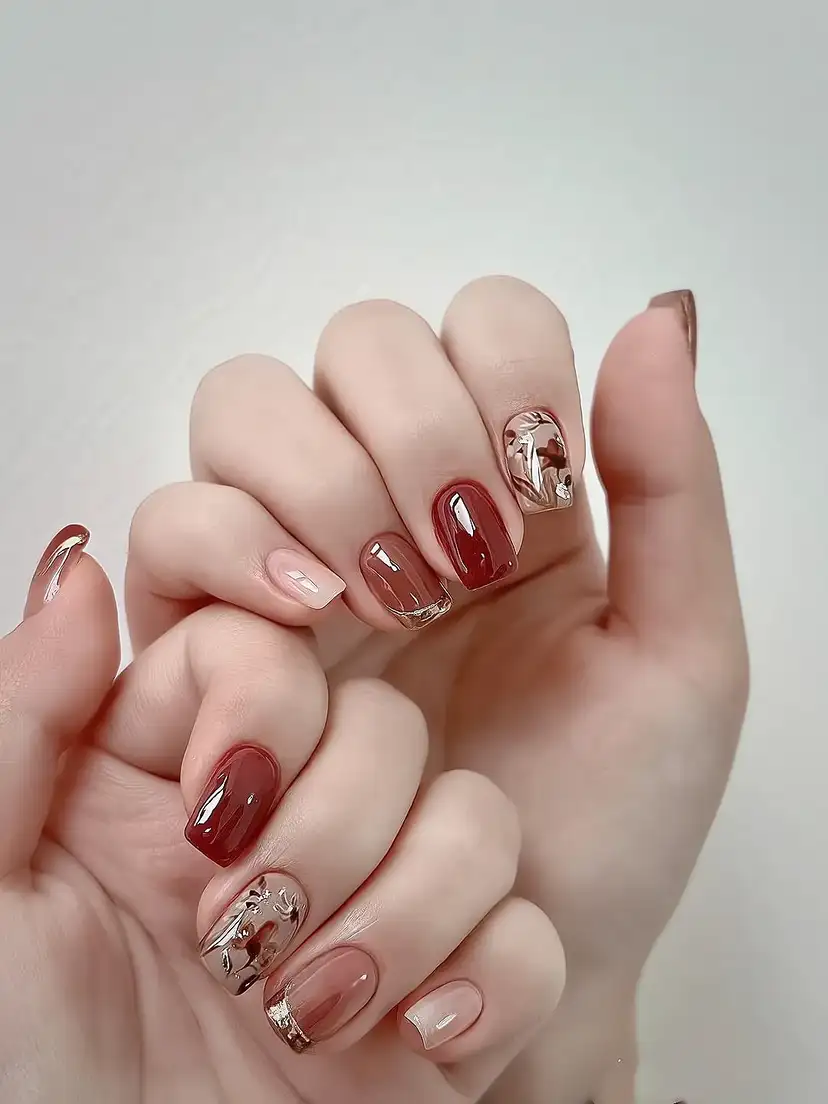 mẫu nail cho người trung niên cổ điển, tinh xảo