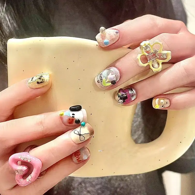 mẫu nail con chó sống động