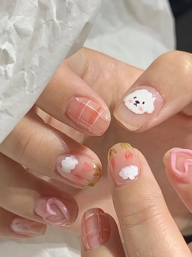 nail con chó mềm mại