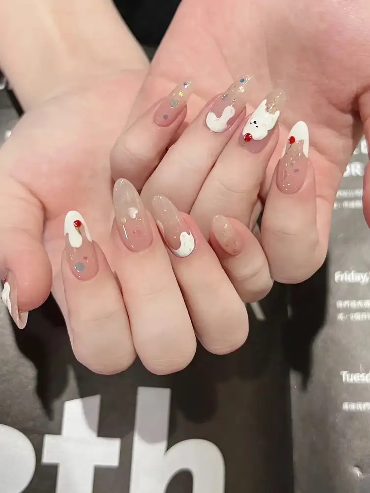 nail con chó đáng yêu