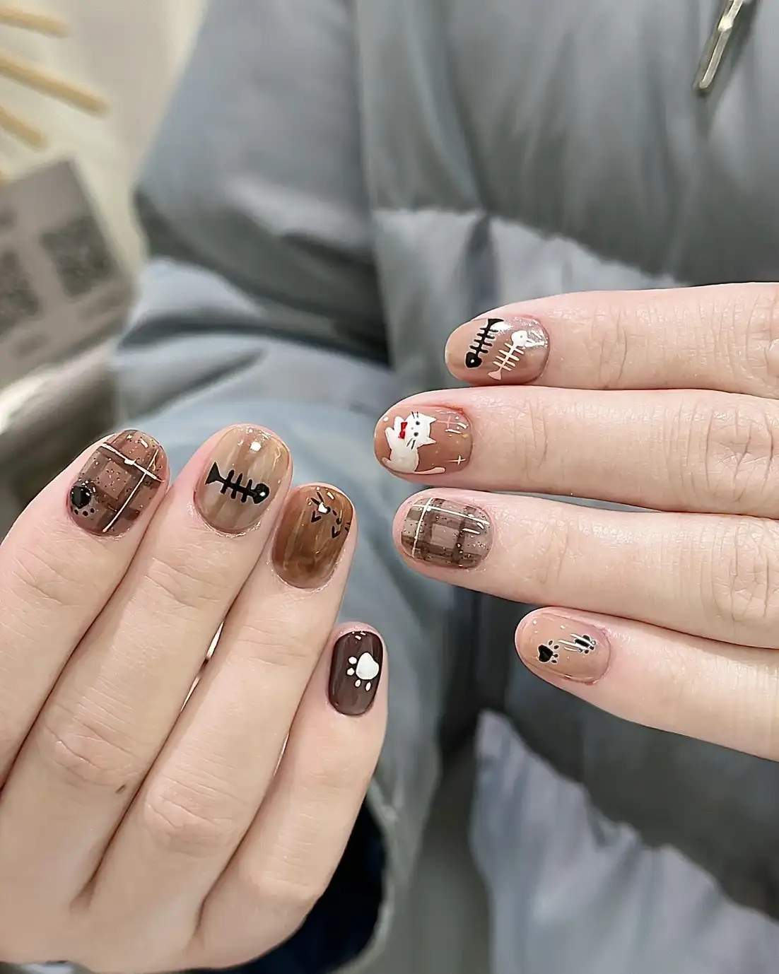 mẫu nail hình con mèo vừa đáng yêu vừa thanh lịch