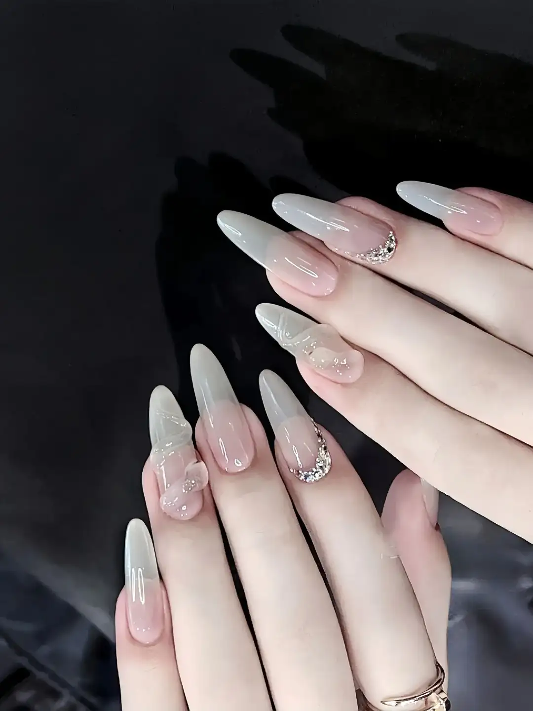 mẫu nail con rắn cổ đại 