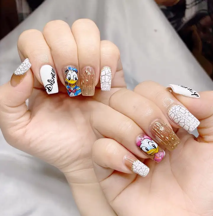 nail vịt donald hài hước