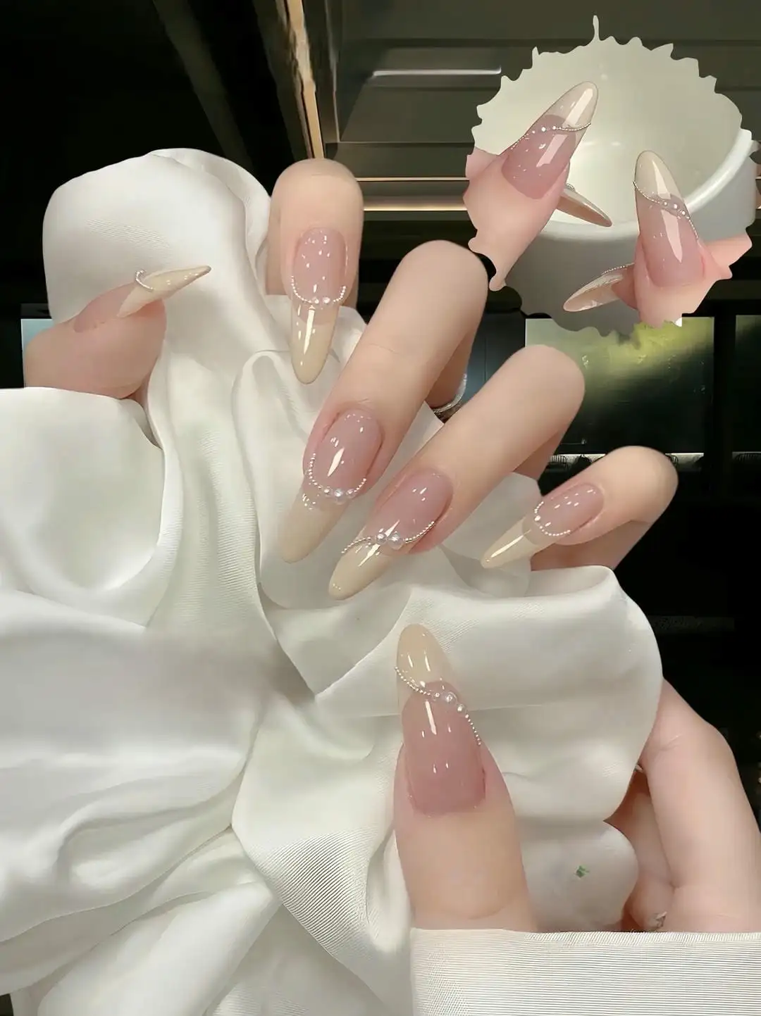 mẫu nail đi đám cưới xinh lung linh