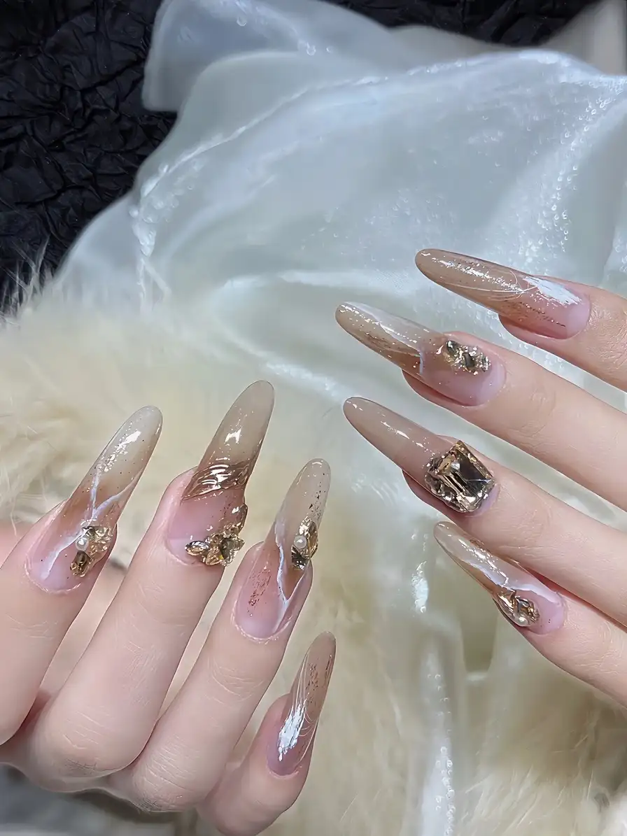 nail xinh đi tiệc cách điệu