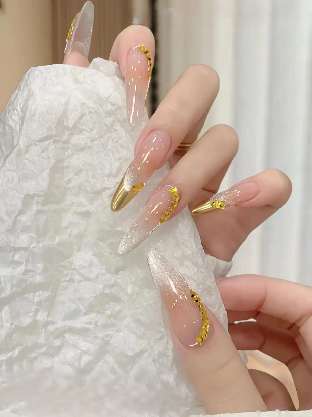 các mẫu nail đơn giản sang trọng đẹp dịu dàng