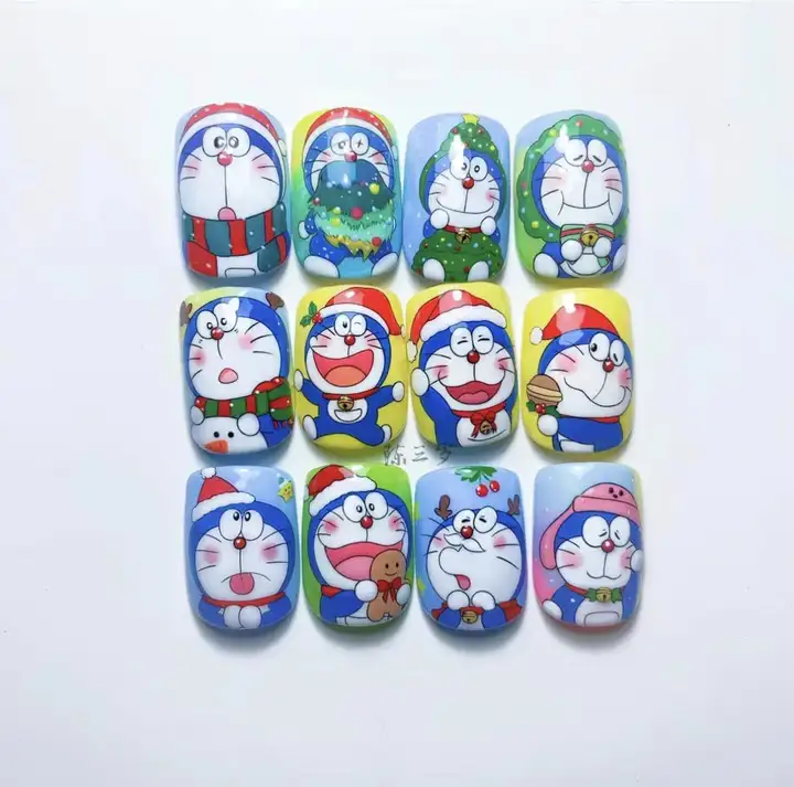 vẽ nail hoạt hình doraemon yêu thích