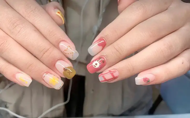 mẫu nail gấu lotso mềm mại