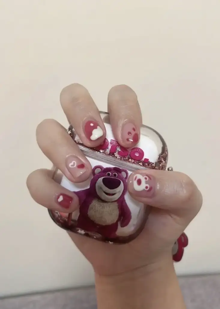 mẫu nail gấu lotso mê mẩn