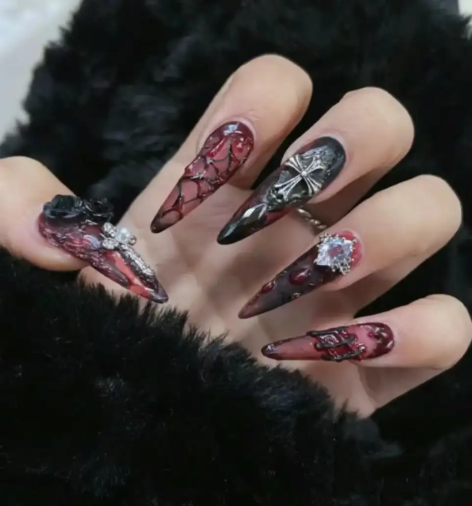 mẫu nail halloween dễ thương rực rỡ