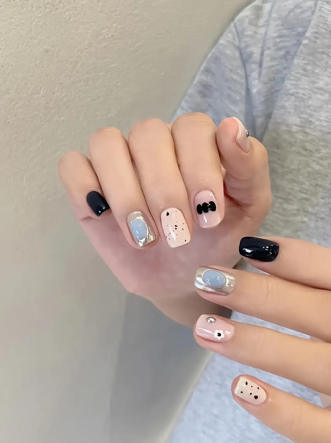 mẫu nail hàn quốc đơn giản hoàn hảo