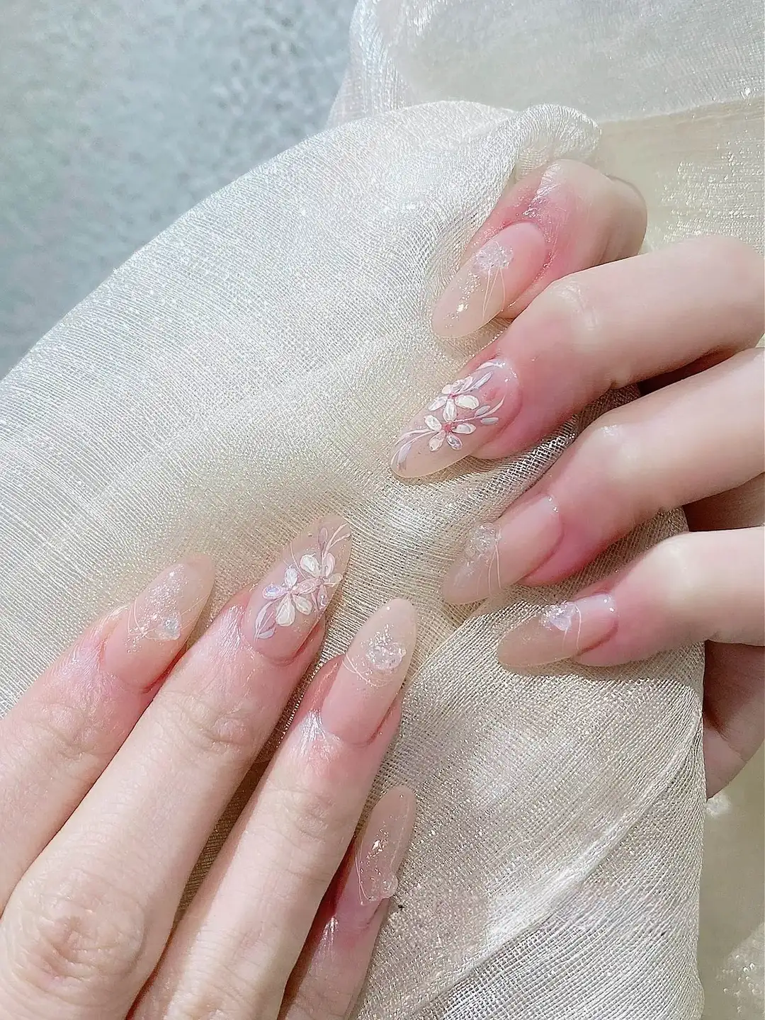 mẫu nail hoa anh đào nghệ thuật