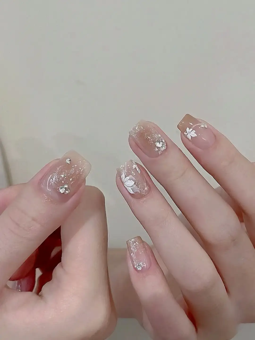 mẫu nail hoa đào đẹp thư thái, yên bình