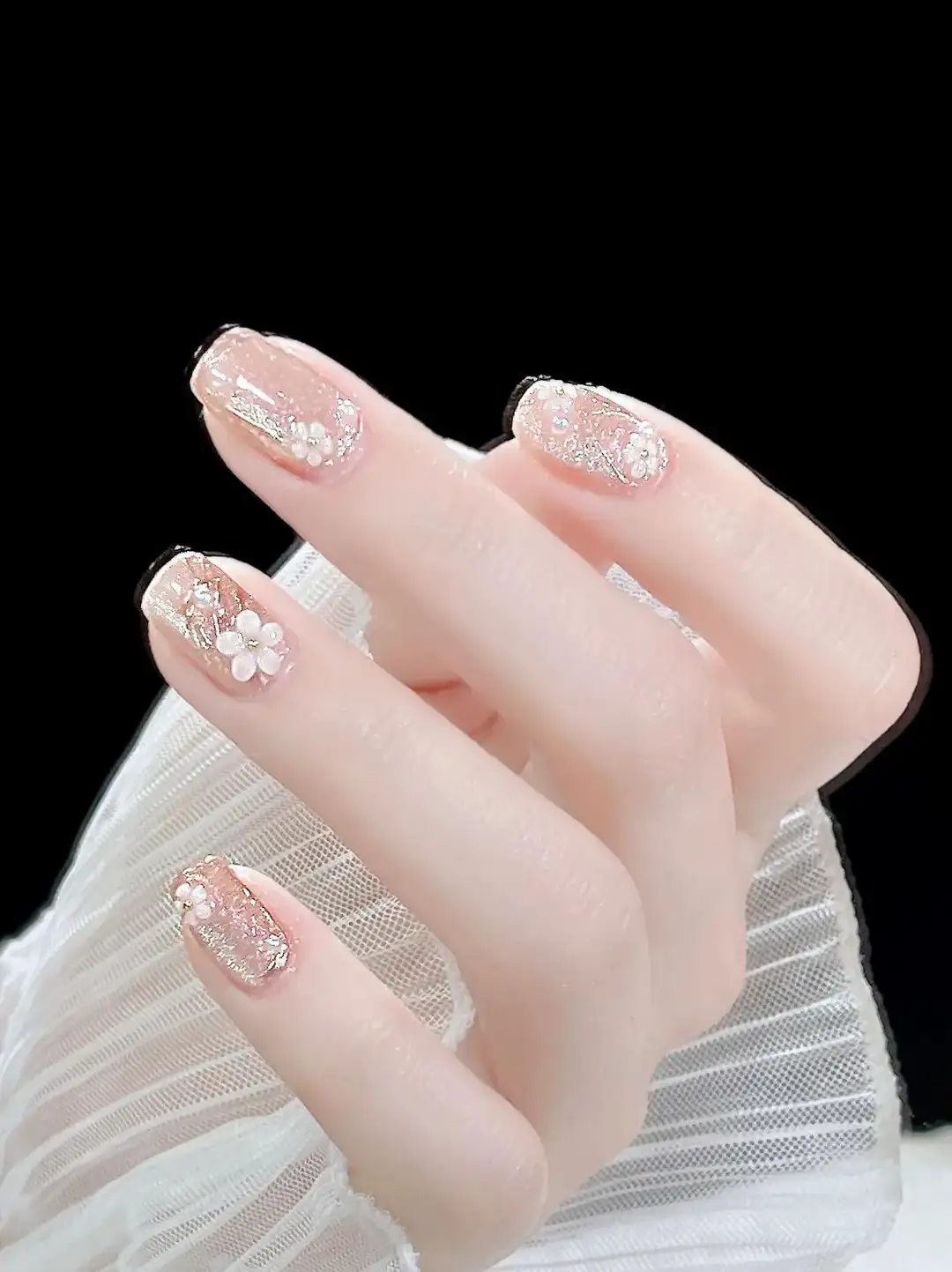 mẫu nail hoa anh đào hài hòa