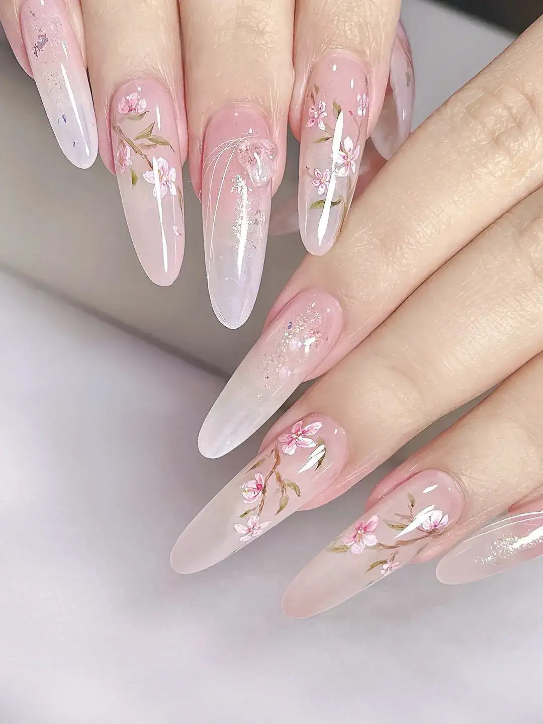 nail hoa anh đào cổ điển