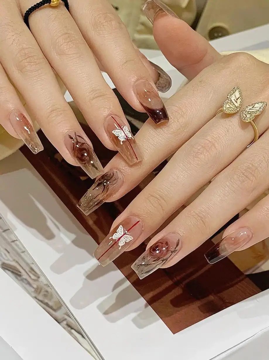 mẫu nail hoa hồng đơn giản ngọt ngào