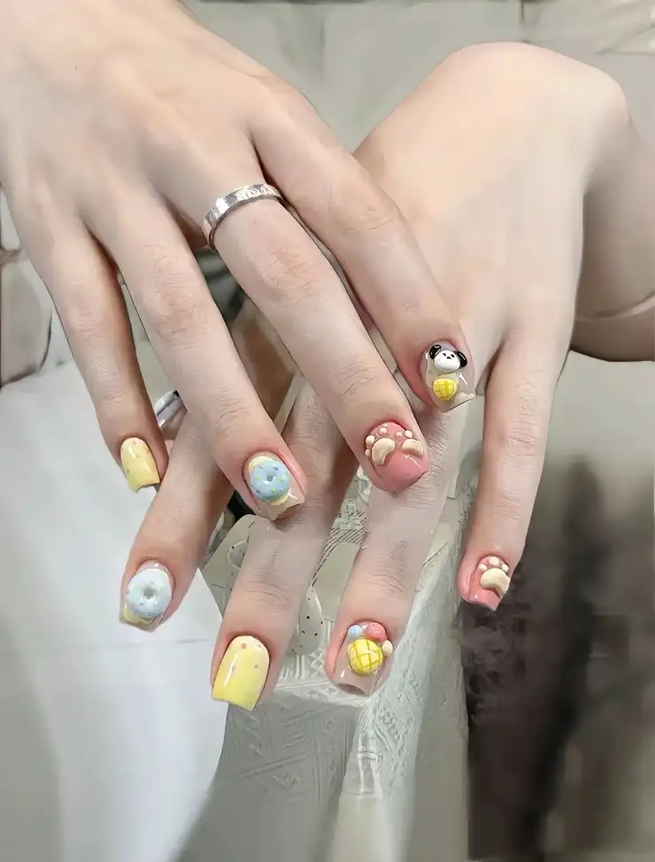 mẫu nail vẽ hoạt hình đơn giản bất ngờ