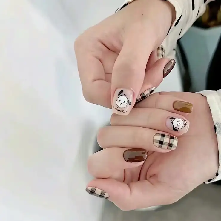 mẫu nail hoạt hình dễ thương cuốn hút