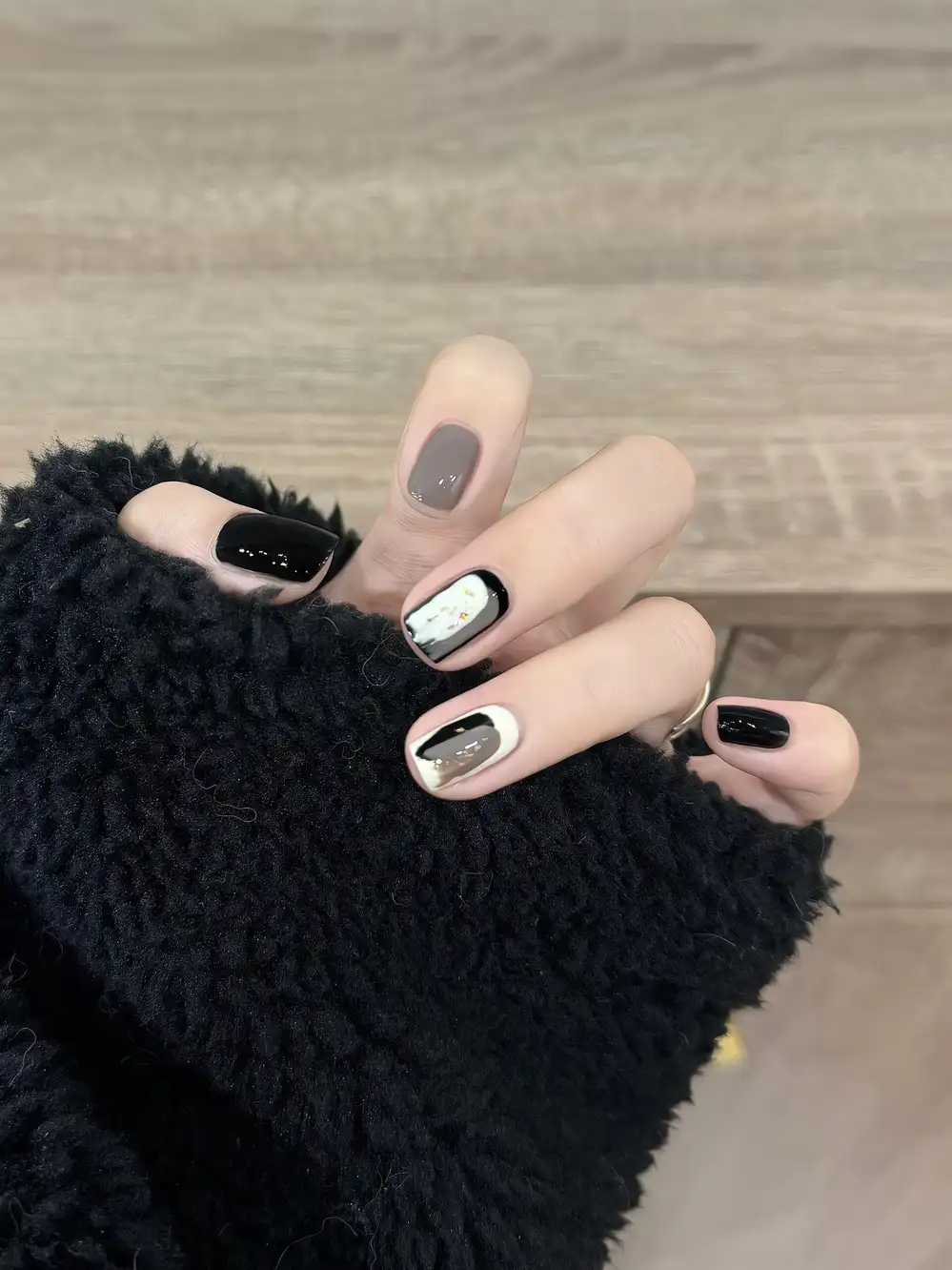 nail mệnh thuỷ thư thái 