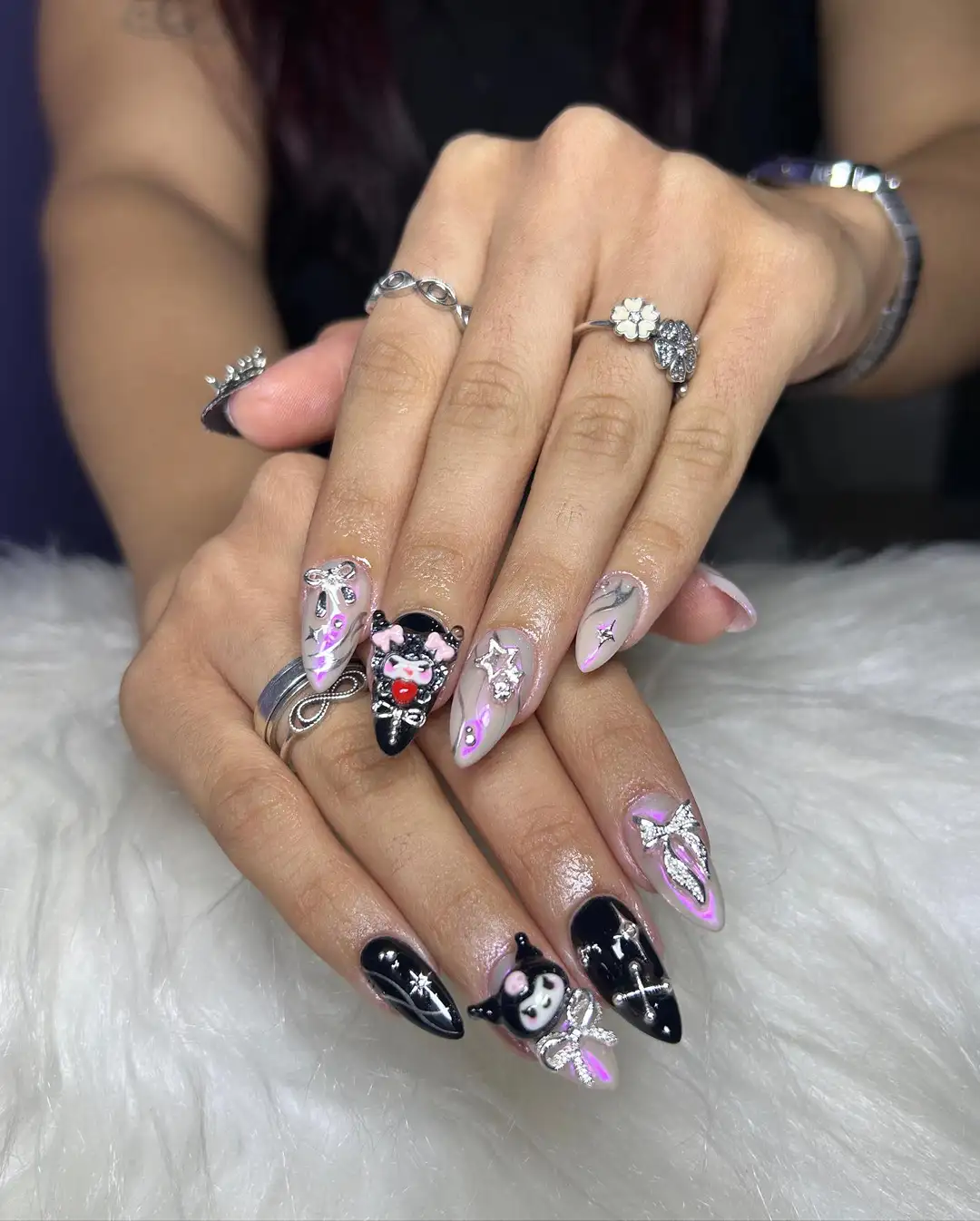 kuromi nails tối giản, hiện đại