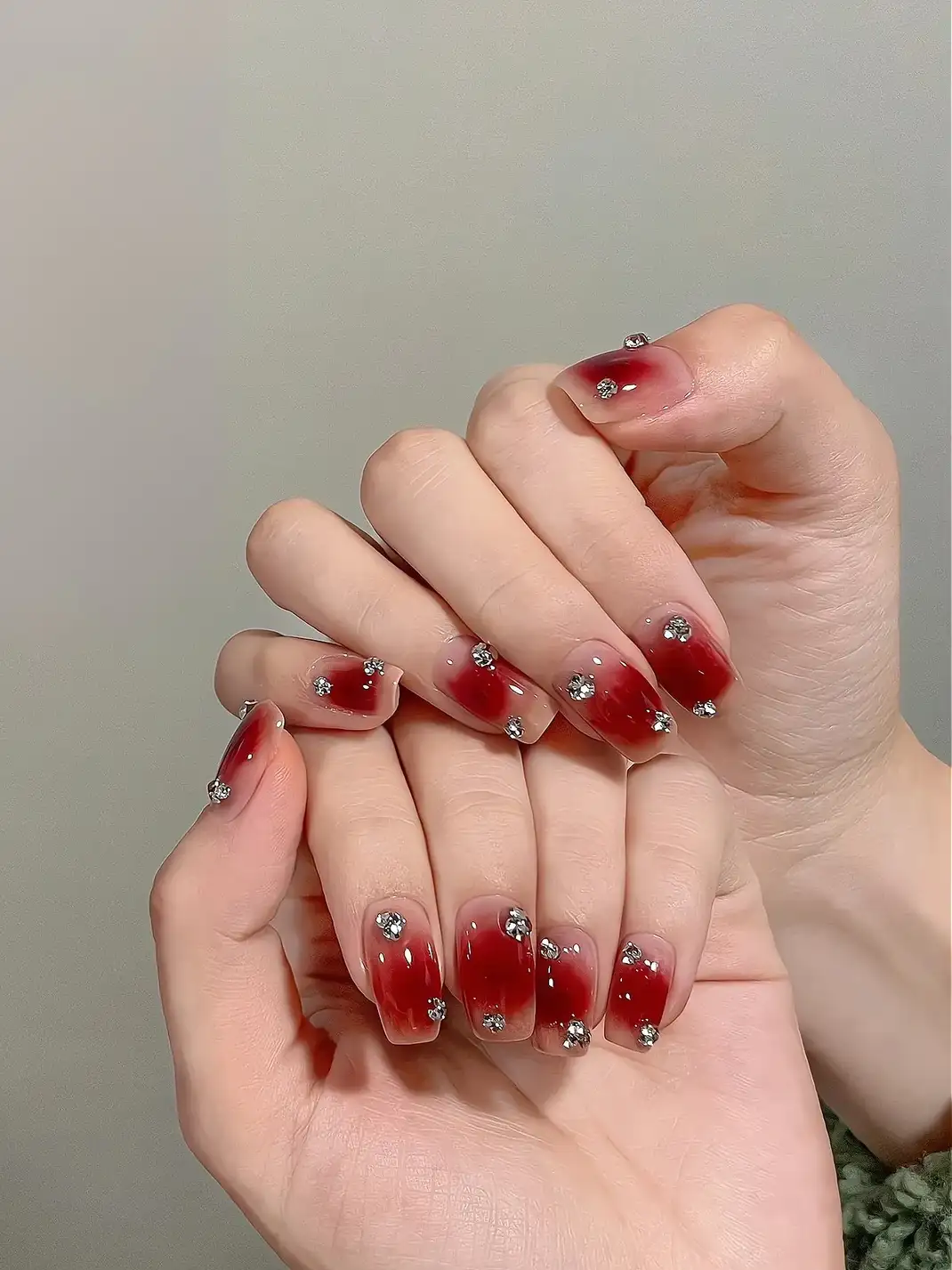 mẫu nail cherry độc đáo, cá tính