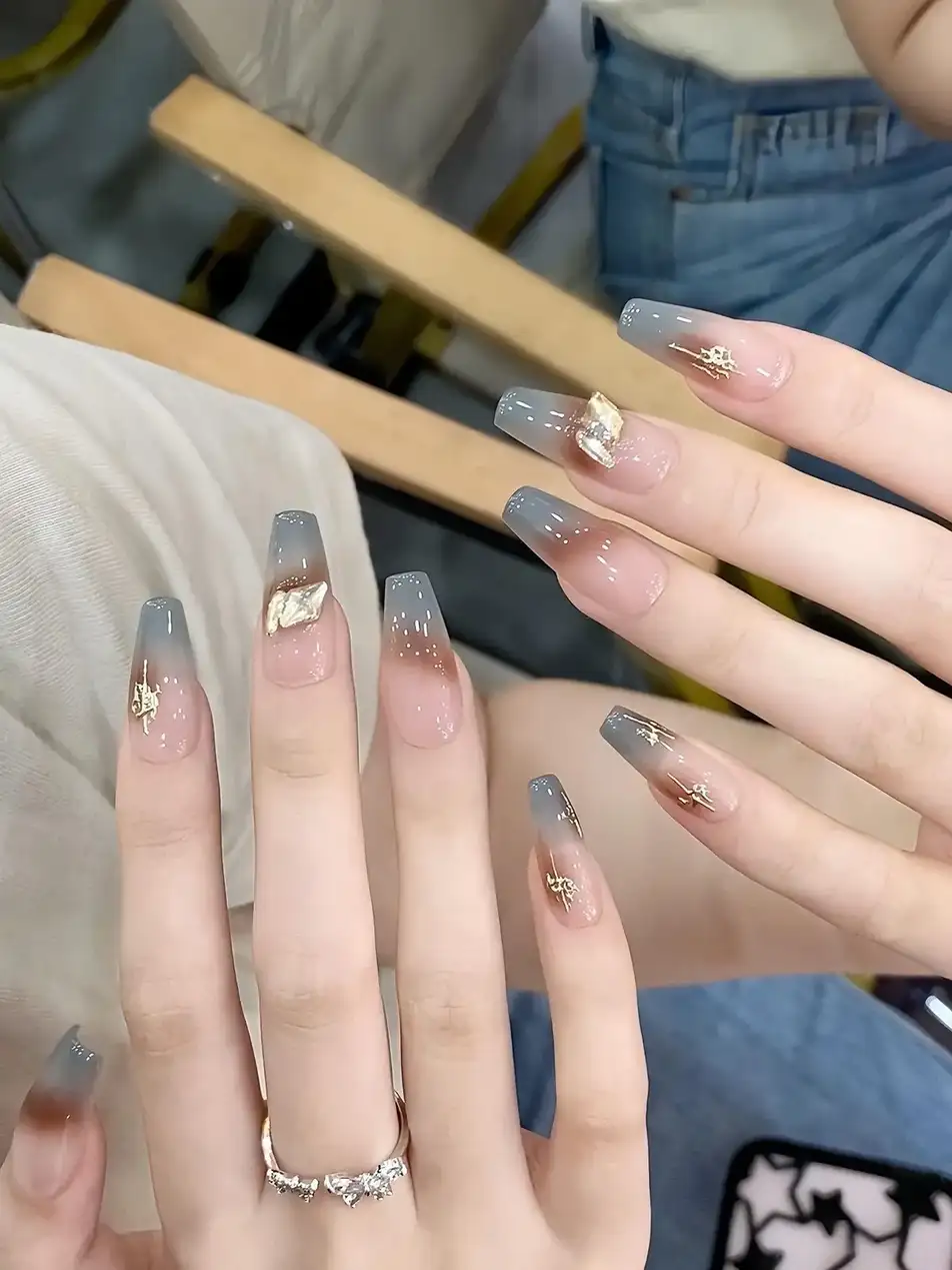 mẫu nail ombre xanh cuốn hút