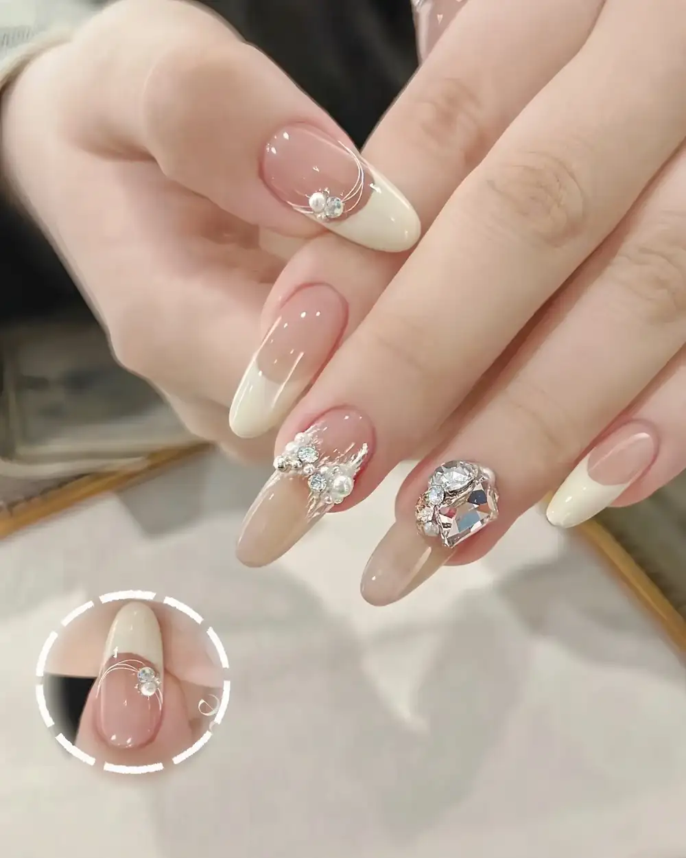 mẫu nail tay xinh nhẹ nhàng đơn giản