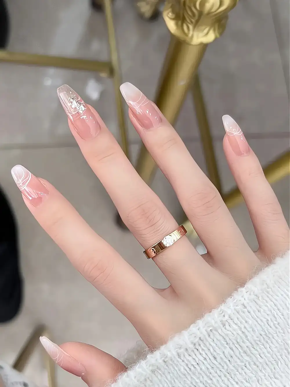 mẫu nail nhẹ nhàng tôn da tay ngọt ngào