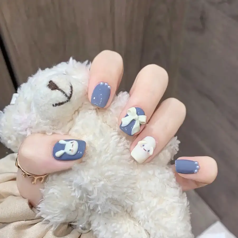 mẫu nail hình thỏ sang trọng