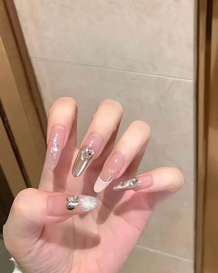 mẫu nail tráng gương hàn quốc lấp lánh