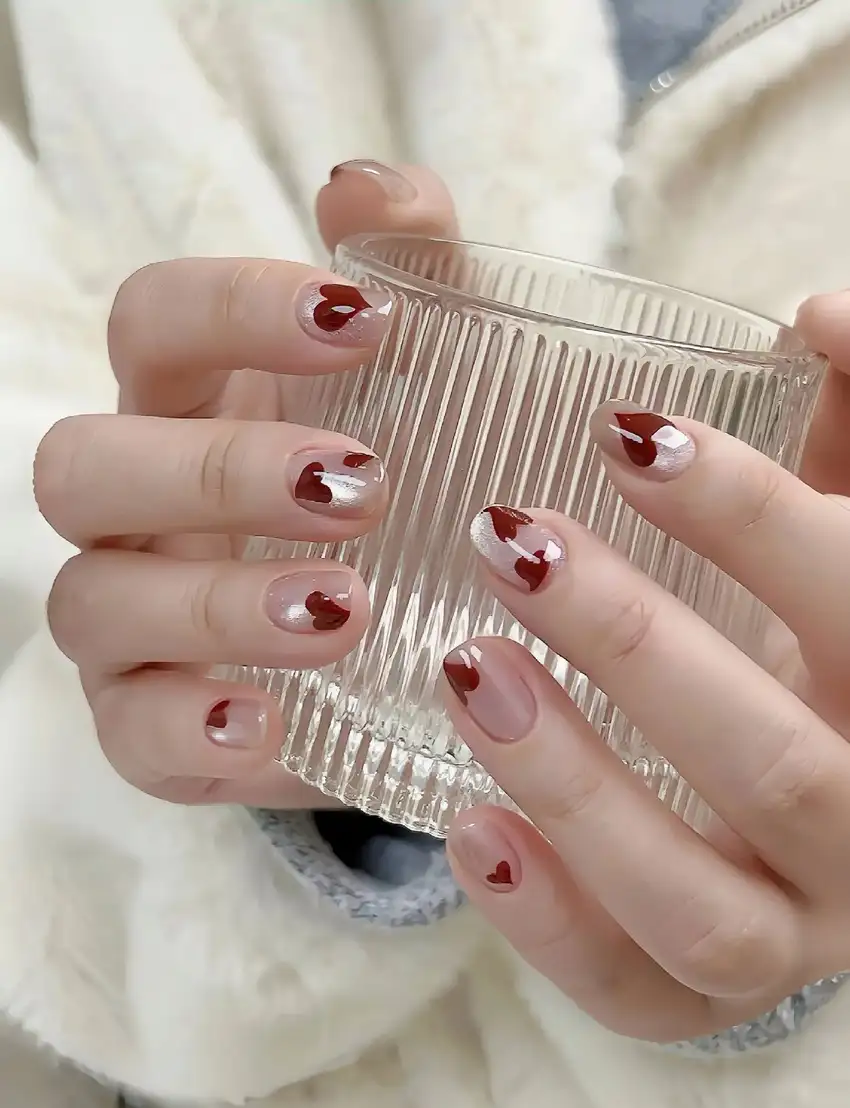 mẫu nail lá bài phá cách