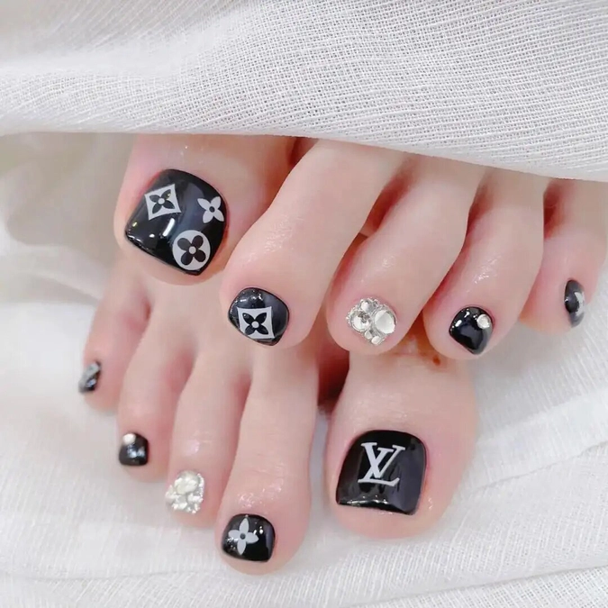 nail chân lv đẳng cấp