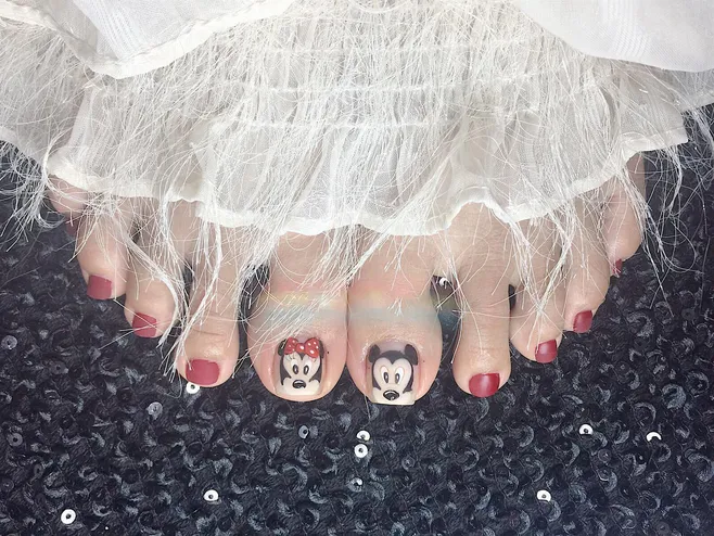 nail chân mickey ấn tượng