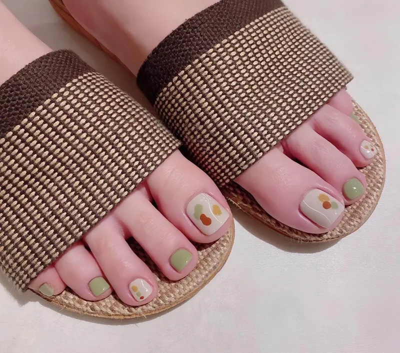 nail chân móng ngắn đẹp mắt