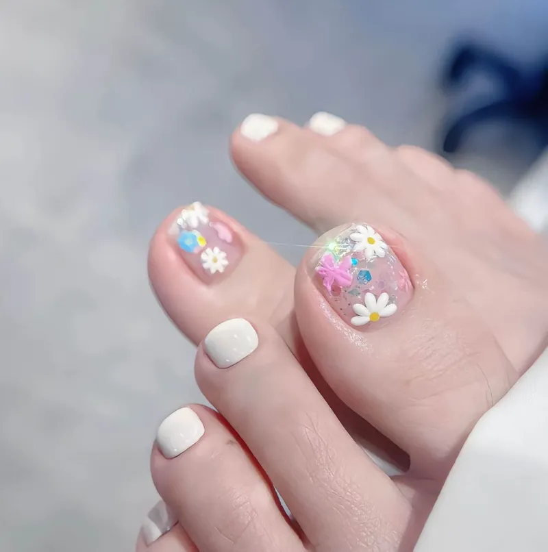 nail móng chân ngắn ấn tượng