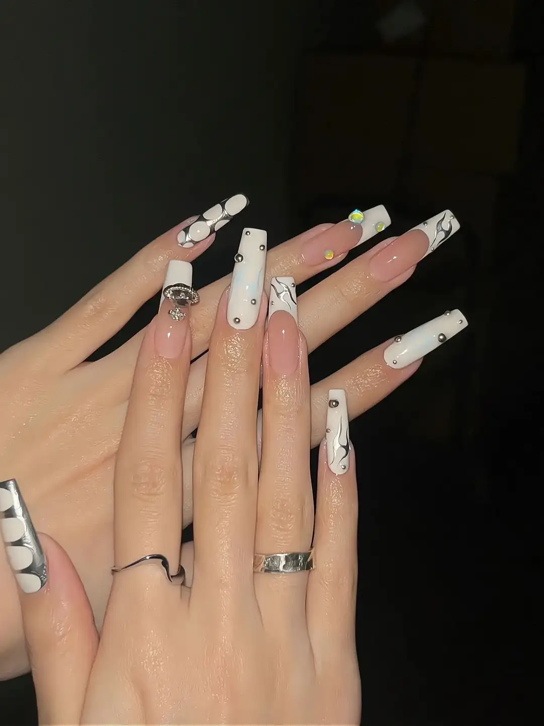 nail âu mỹ năng động