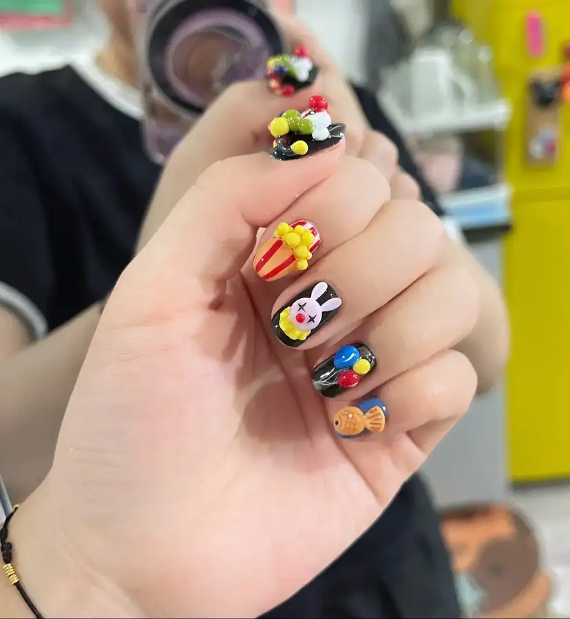 nail độc lạ không đụng hàng