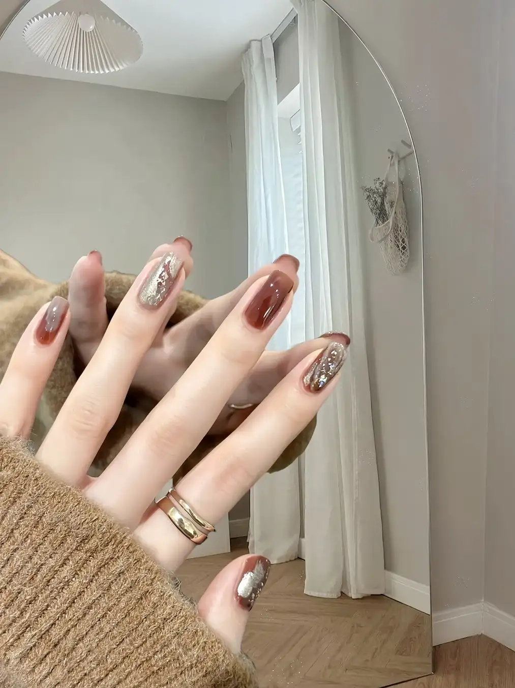 mẫu nail mùa thu đẹp tự tin