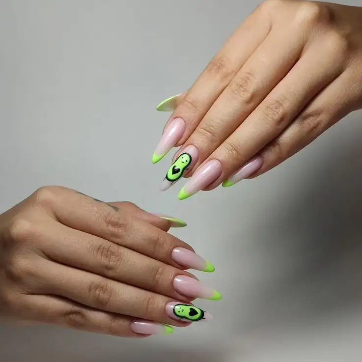 nail quả bơ tinh tế