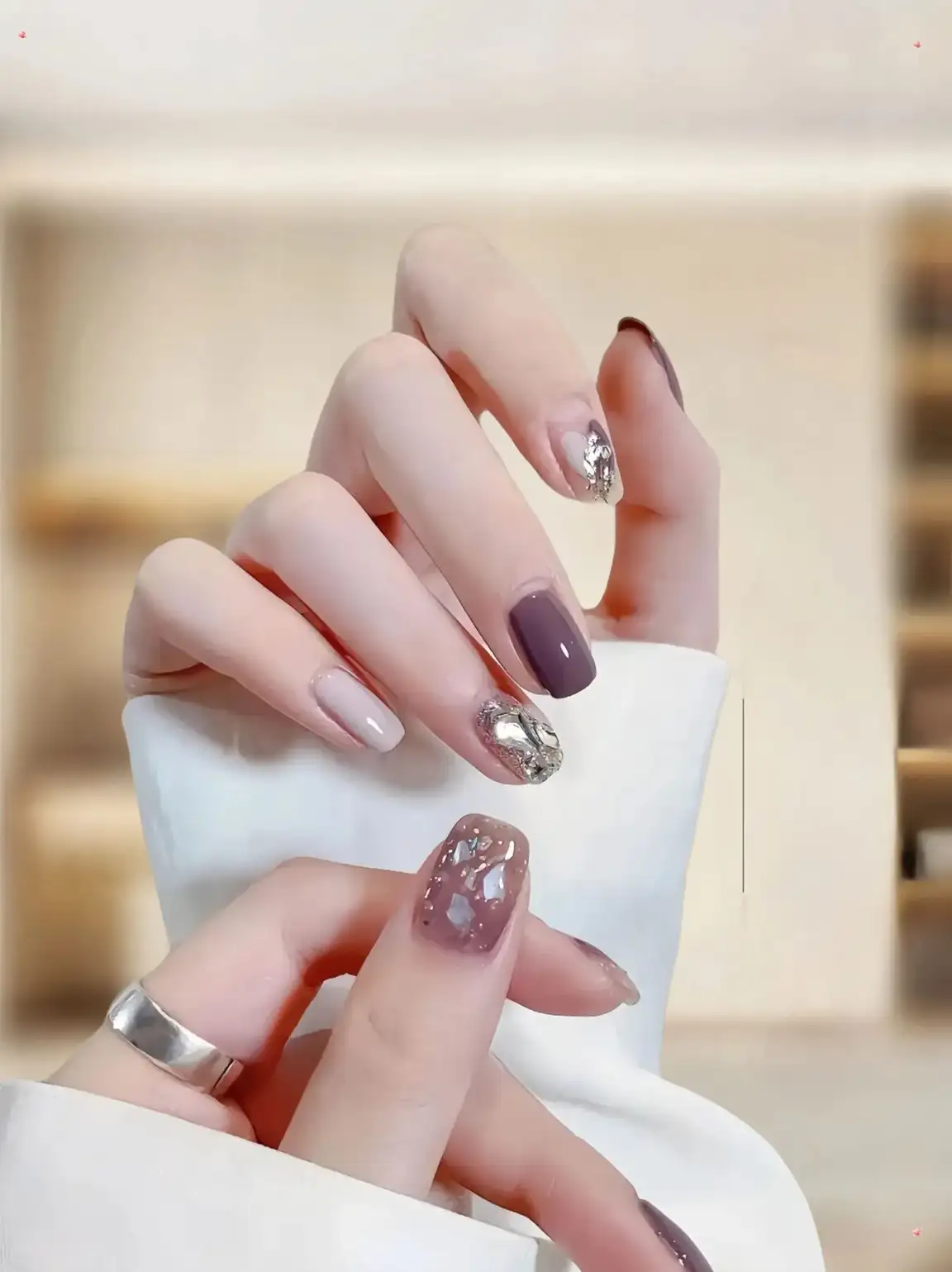 các mẫu nail cho móng ngắn lung linh