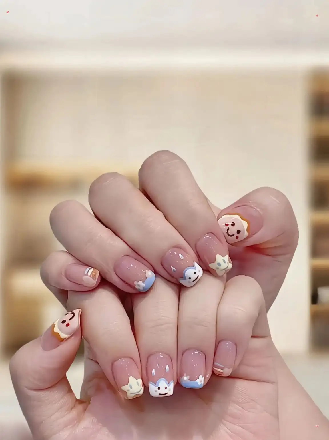 mẫu nail đẹp cho móng tay ngắn sáng tạo