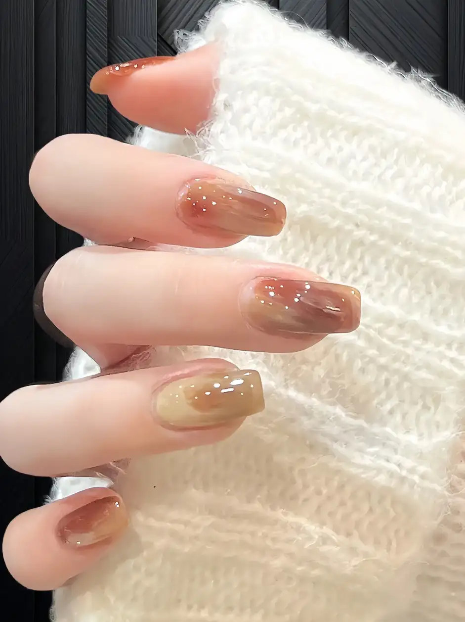 mẫu nail đẹp cho mùa đông tạo điểm nhấn