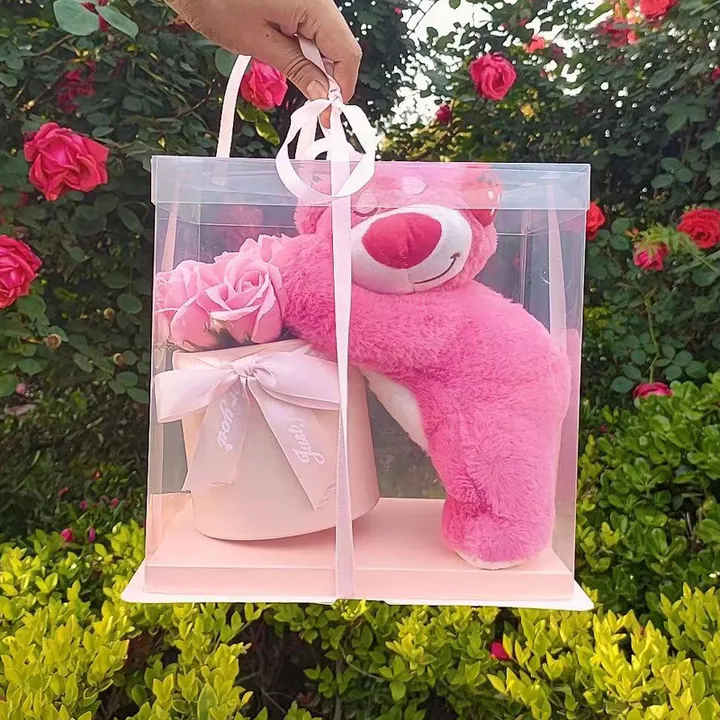 bó hoa gấu dâu lotso 2