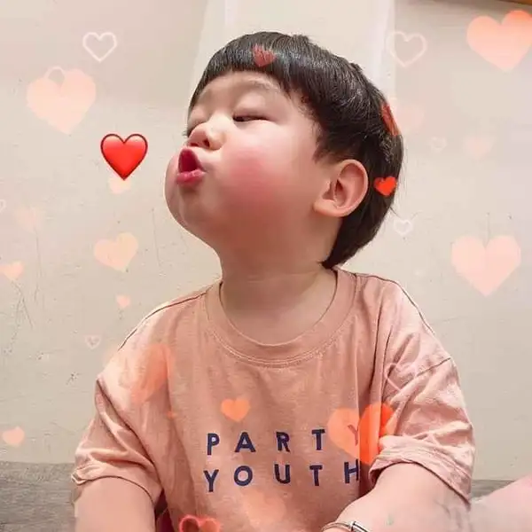 meme thả tim cute 5