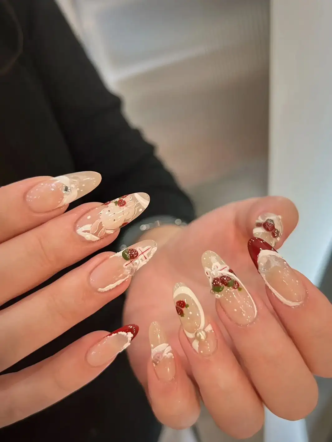 nail quả dâu tây ngọt ngào