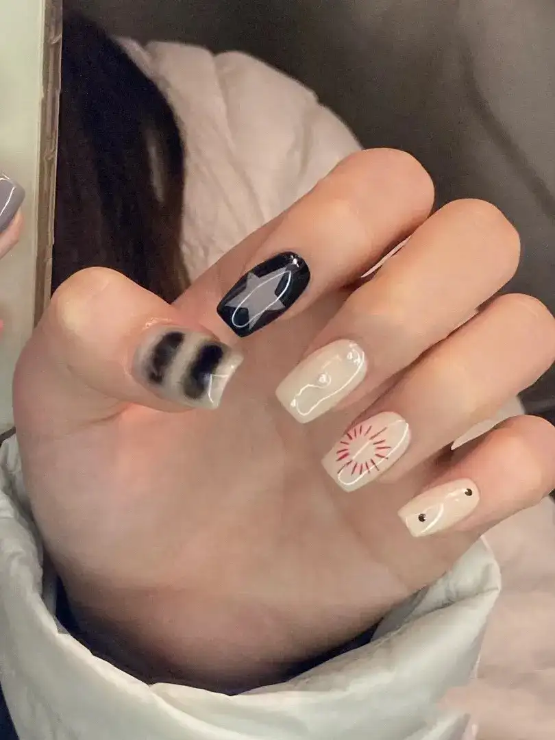 nail ngôi sao màu sắc đối lập