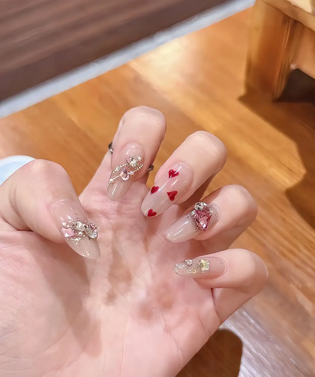 nails valentine quyến rũ