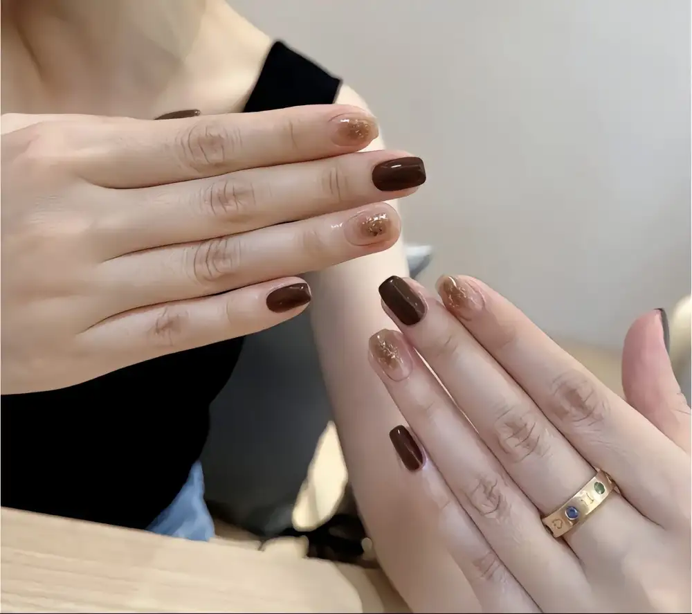 mẫu nail cho quý bà sang trọng