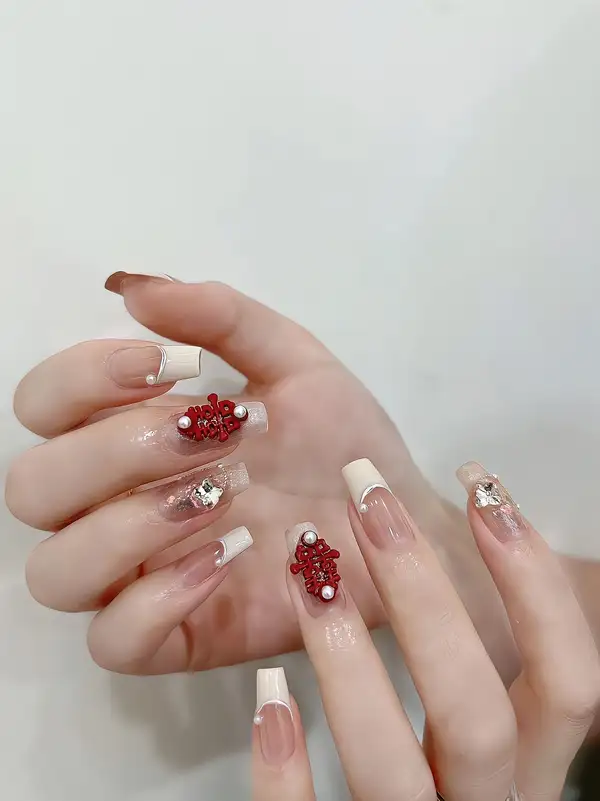 mẫu nail cho cô dâu không quá cầu kỳ