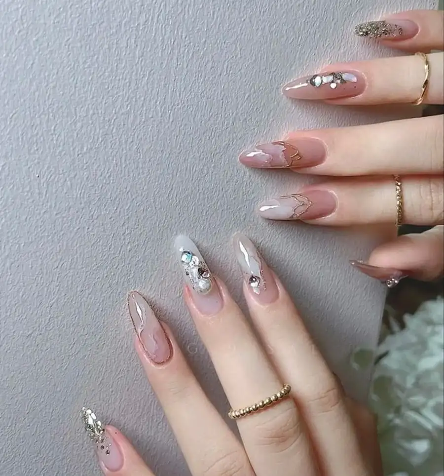 mẫu nail đắp bột đẹp tự nhiên